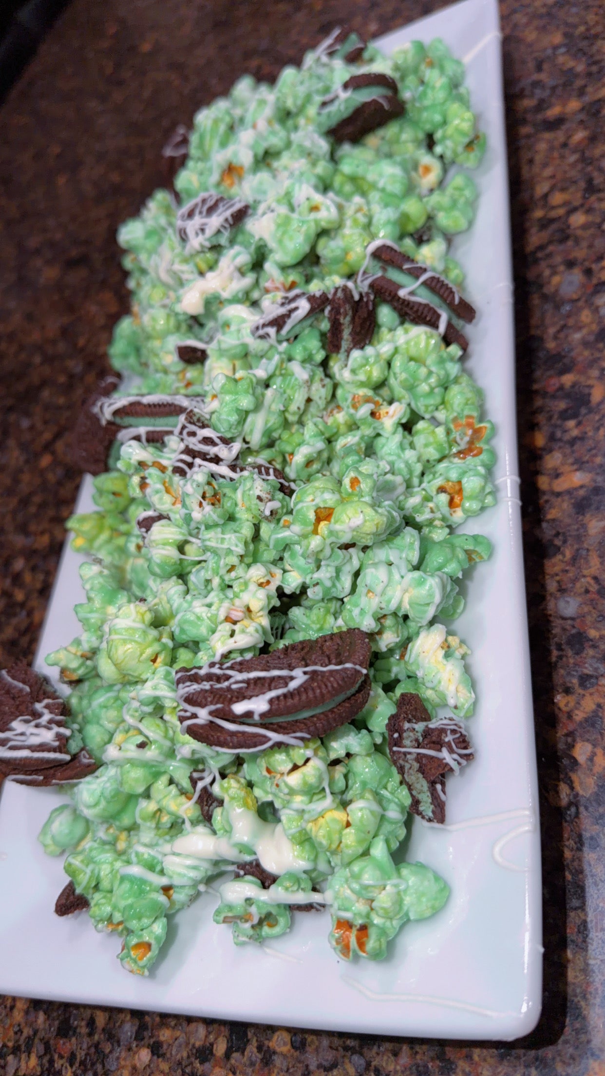 Mint Oreo Popcorn